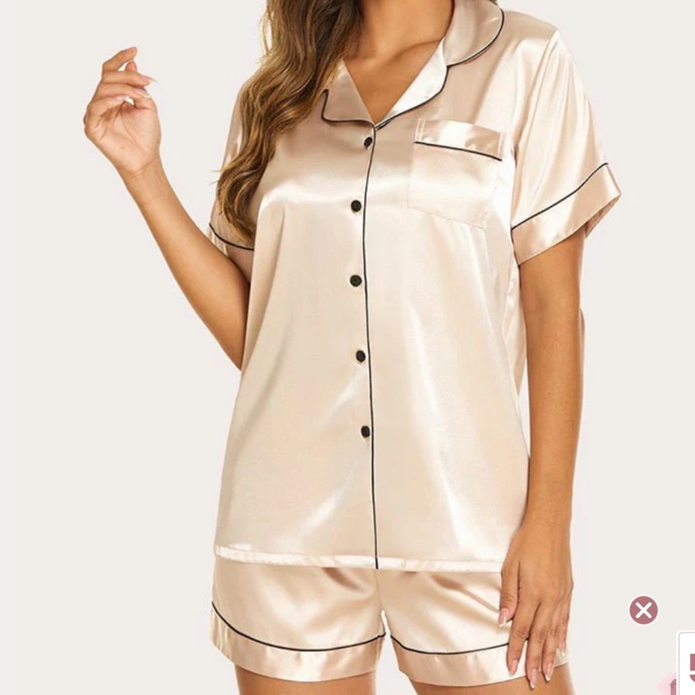 Short sleeve Pajama Set in Light Blush with Black Piping